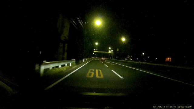 FIT3取付けでの道路標示と道路標識の映像（夜間）
