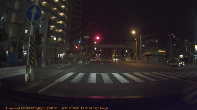 赤信号と街灯の区別（FIT３取り付け）夜